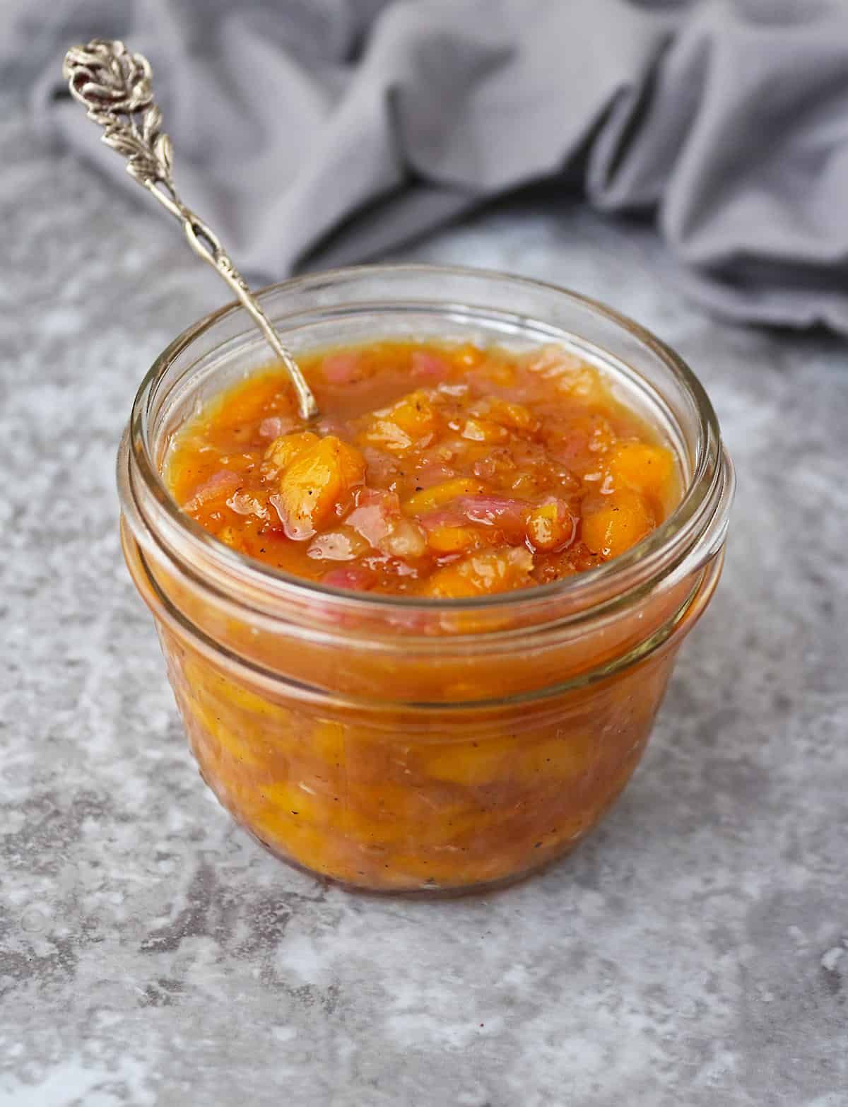 an image of chutney in bowl, ready to eat